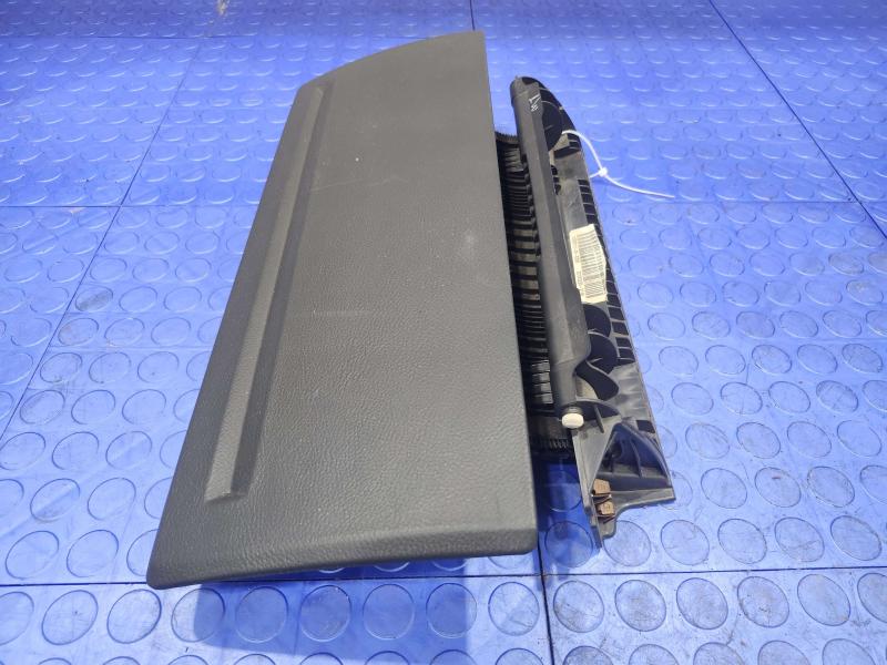 2010 Dodge Ram 1500 Glove Box