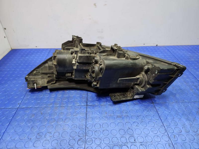 2016 Kia Sedona Headlamp Assembly
