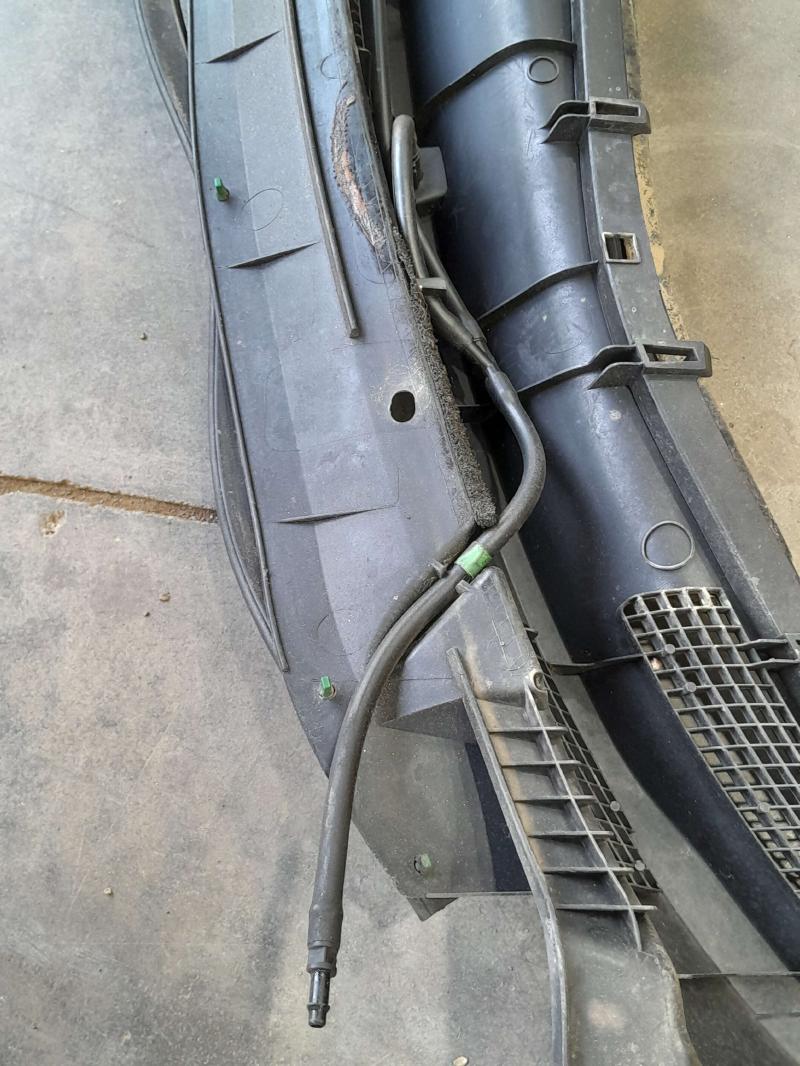 2014-2019 Nissan Versa Note Cowl Panel Cover Grille Genuine OEM 66862-3VY0A