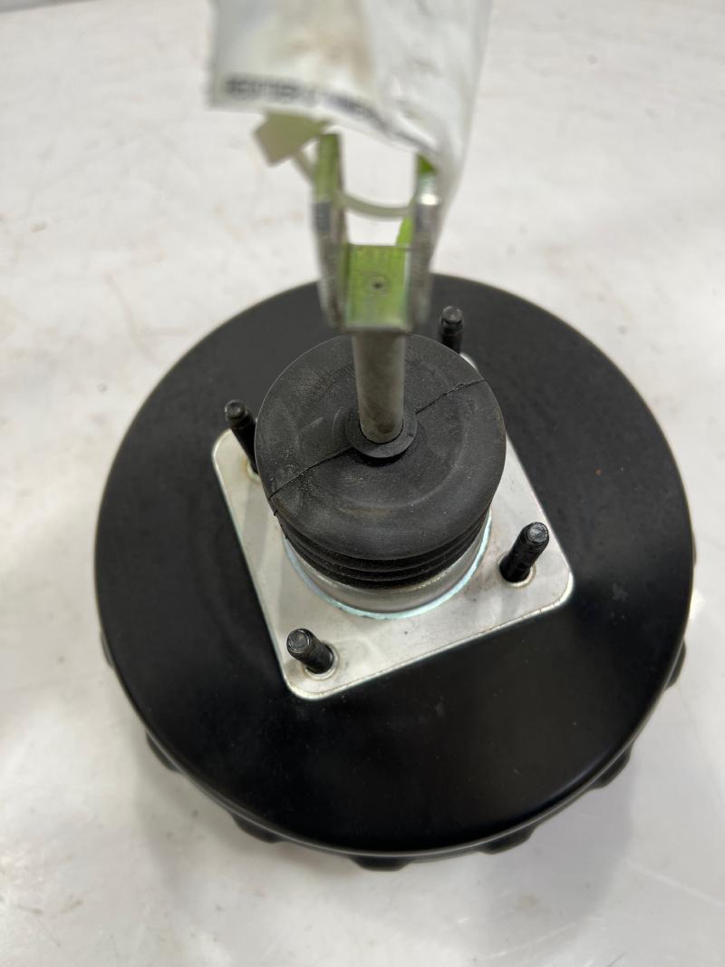 2007 - 2015 Jaguar XK Power Brake Booster OEM C2P5221