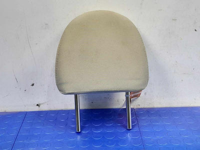 2014 Nissan Versa Headrest