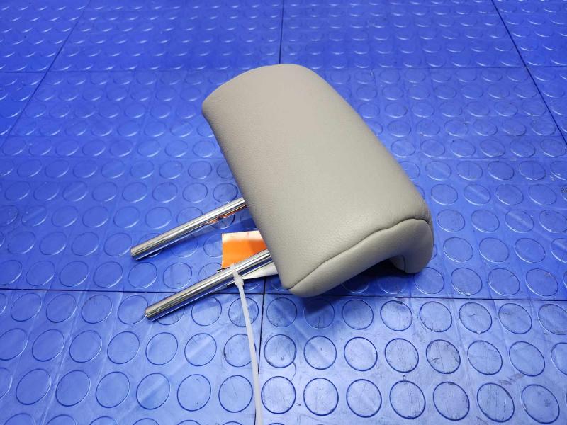 2010 Toyota Highlander Headrest