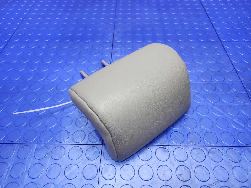 2010 Toyota Highlander Headrest