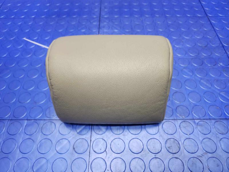 2010 Toyota Highlander Headrest