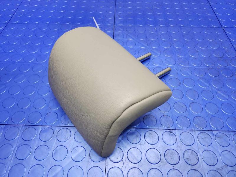 2010 Toyota Highlander Headrest
