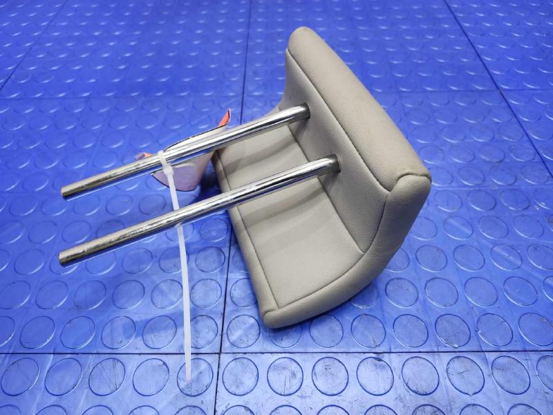 2010 Toyota Highlander Headrest