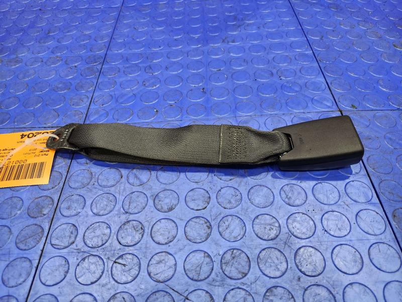 2013 Nissan Pathfinder Rear Seat Belt