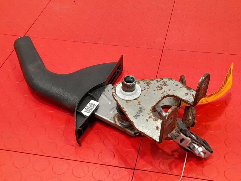 2014-2018 Kia Forte Parking Brake Lever Assembly OEM 59710A7000WK