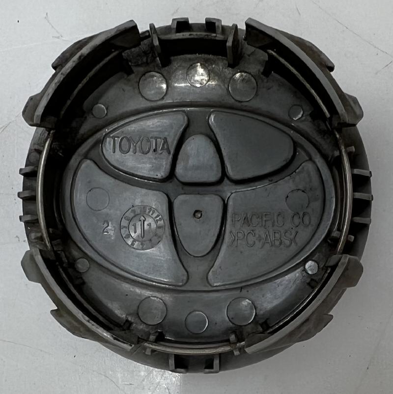 2012 Toyota Highlander Center Cap