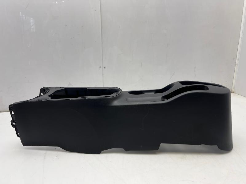 2012 2013 Kia Soul Center Console Assembly Black Fits Auto Trans ONLY OEM 846112K000WK