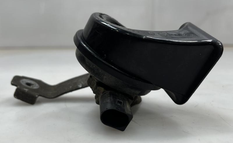 2012 Volkswagen Passat Horn