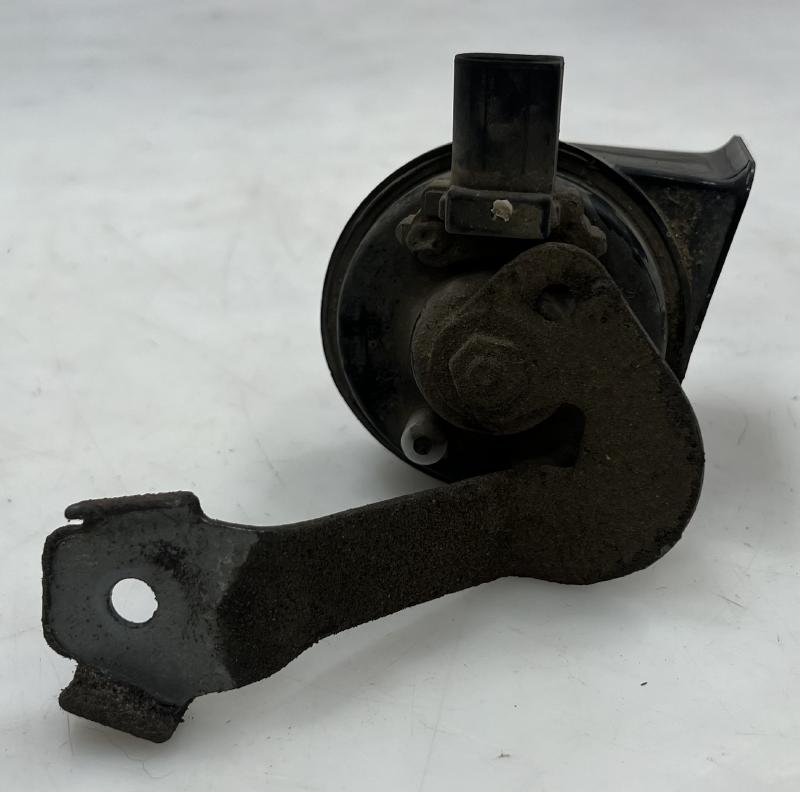 2012 Volkswagen Passat Horn