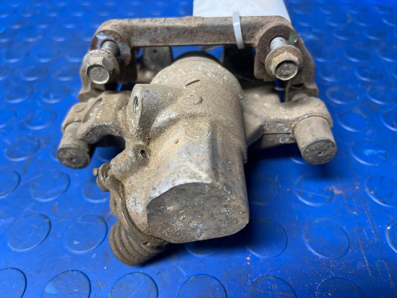 2015 Ford Focus Caliper