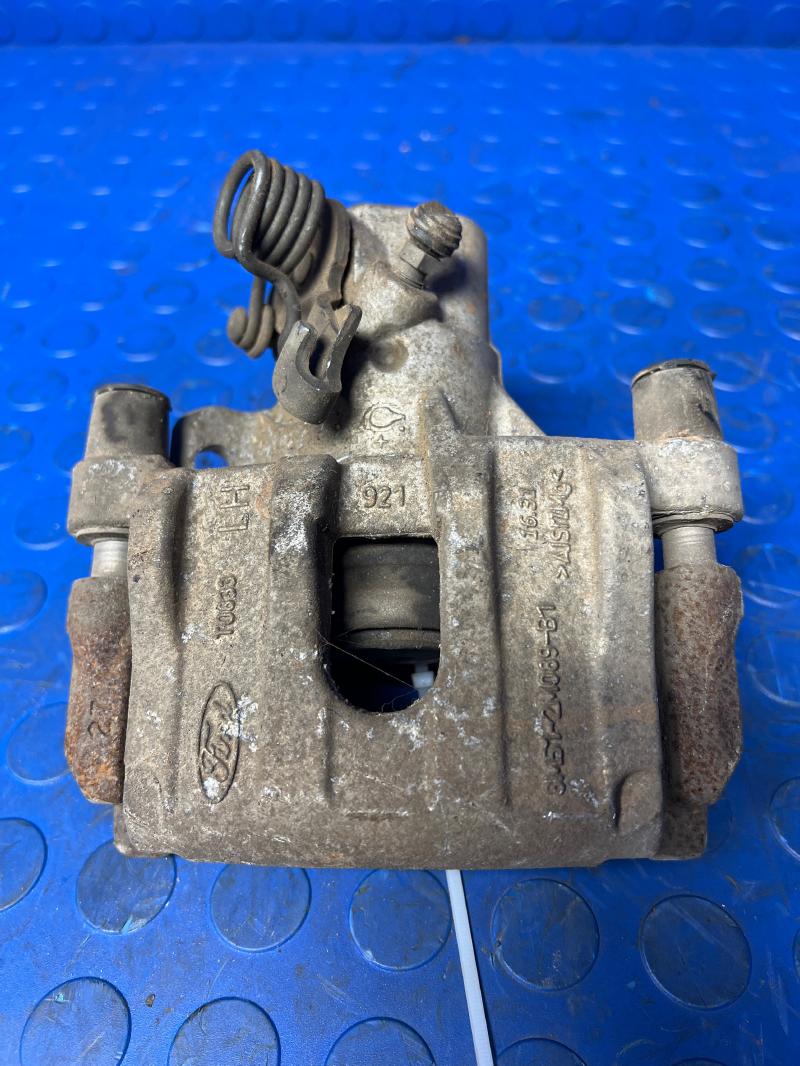 2015 Ford Focus Caliper