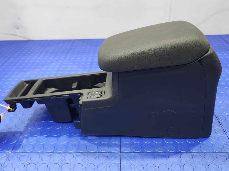 2014 Subaru Crosstrek Front Console
