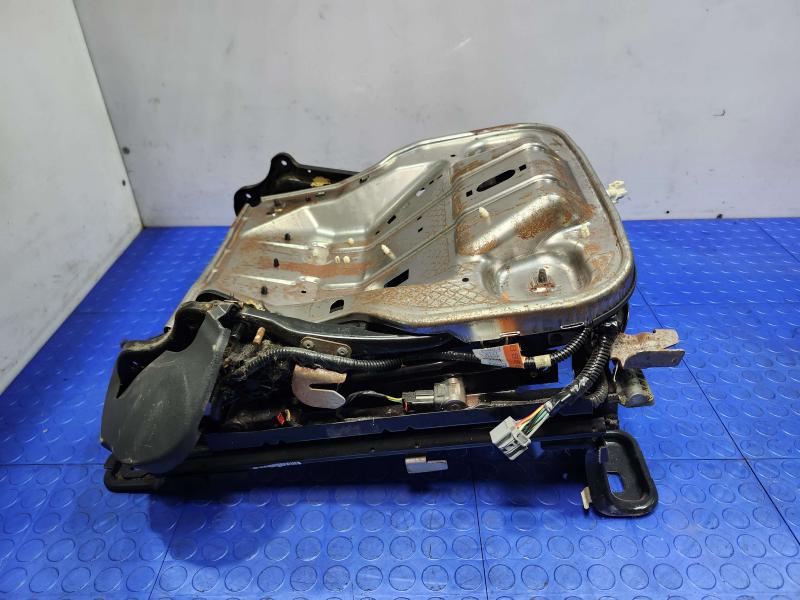 2011 Ford Edge Seat Track