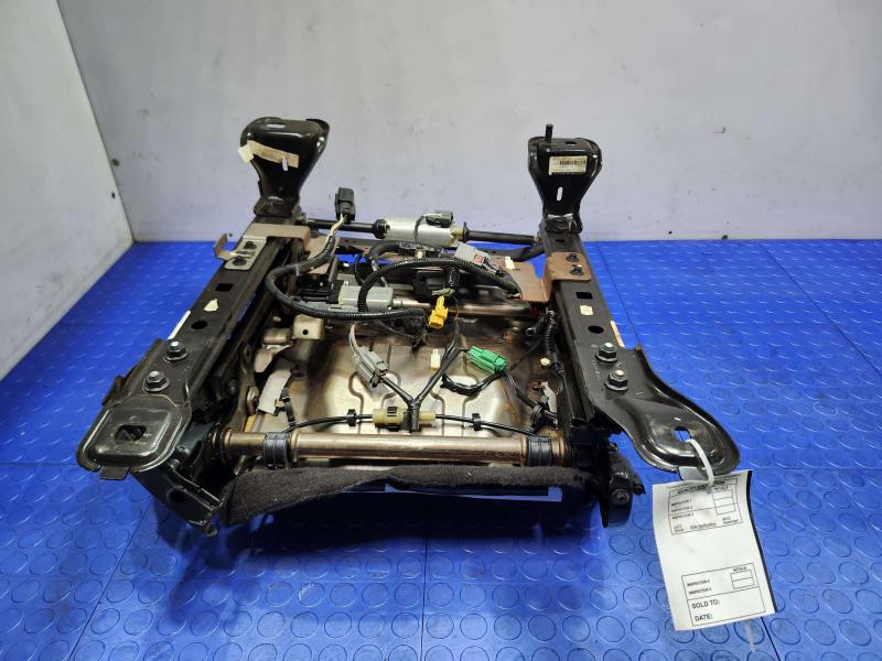2011 Ford Edge Seat Track
