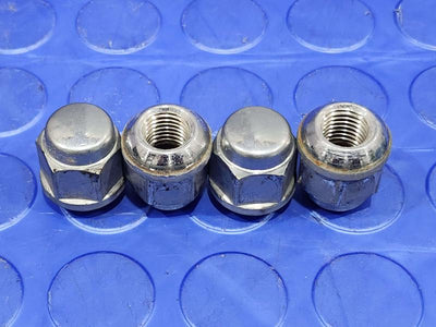 2008 Honda Fit Lug Nuts