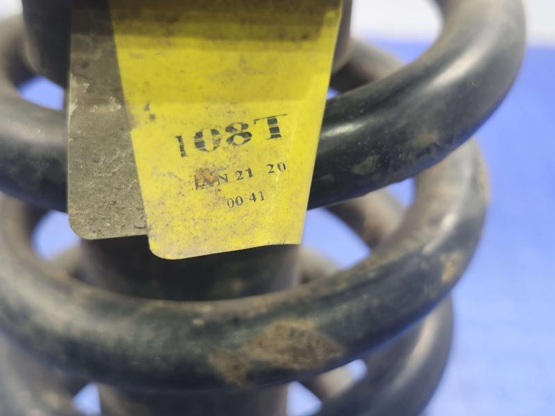 2004 Toyota Tacoma Strut Assembly