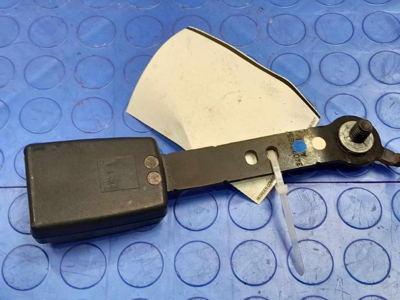2011 Ford F-250 Super Duty Front Seat Belt
