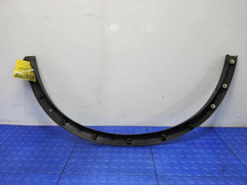 2016 Nissan Rogue Wheel Opening Moulding