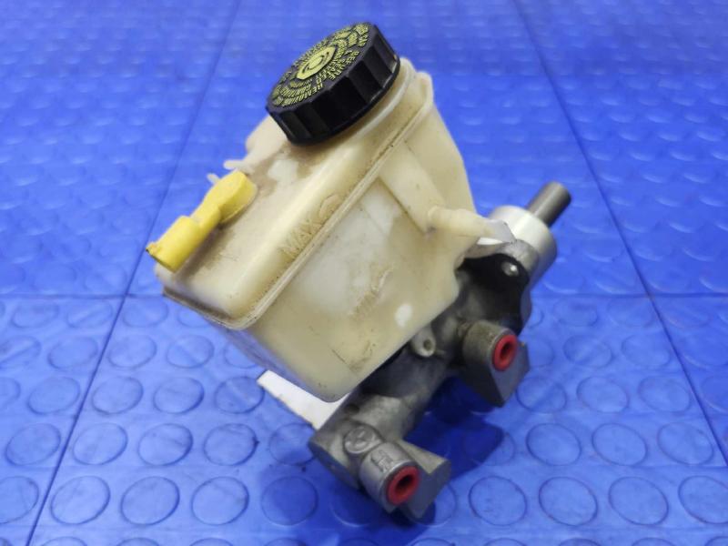 2006-2008 BMW Z4 3.0L Brake Master Cylinder Assembly Genuine OEM 34316776002