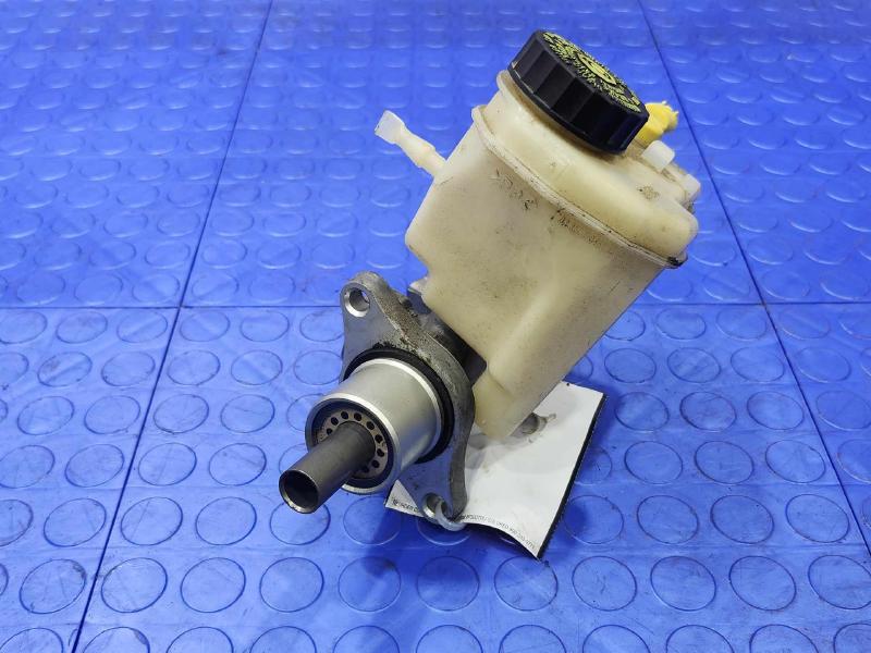 2006-2008 BMW Z4 3.0L Brake Master Cylinder Assembly Genuine OEM 34316776002