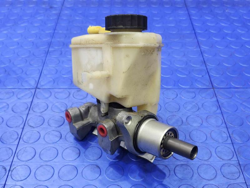 2006-2008 BMW Z4 3.0L Brake Master Cylinder Assembly Genuine OEM 34316776002