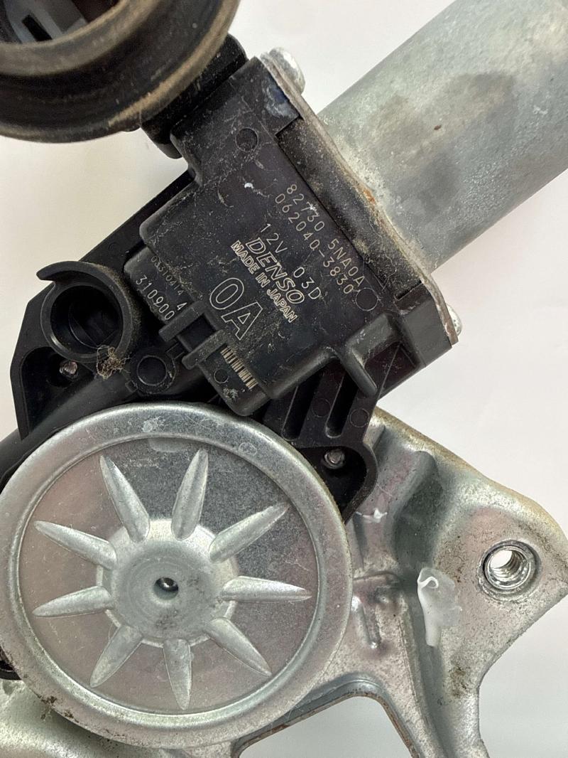 2020 Nissan Kicks Front Door Regulator