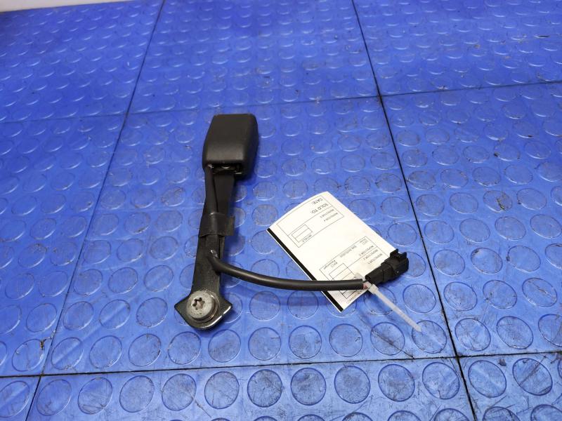 2014 Ford Mustang Front Seat Belt