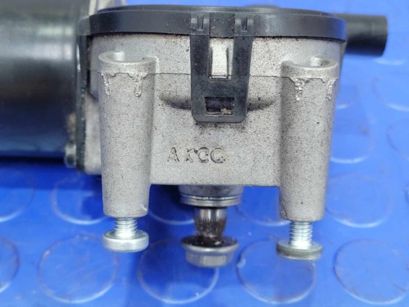 2015-2021 Kia Sedona Front Windshield Wiper Motor Genuine OEM 98110A9000