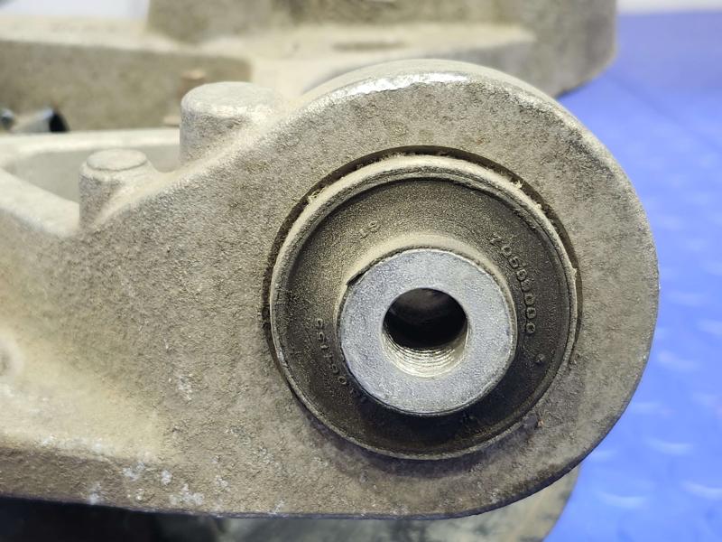 2009 Chevrolet Malibu Rear Knuckle/Stub Axle