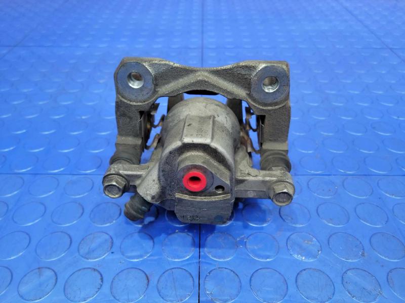2015 Toyota Camry Caliper