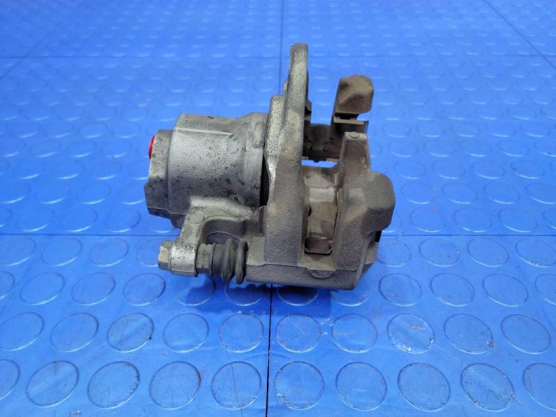 2015 Toyota Camry Caliper