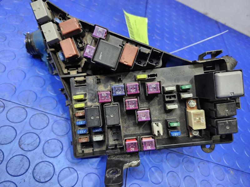 2015 Subaru Forester Engine Fuse Box