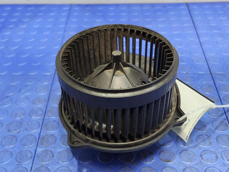 2007 Hummer H3 Blower Motor