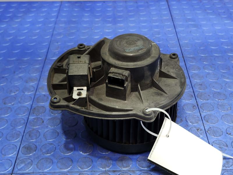 2007 Hummer H3 Blower Motor