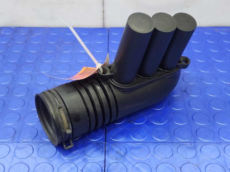 2013 Volkswagen Jetta Air Intake Tube/Resonator