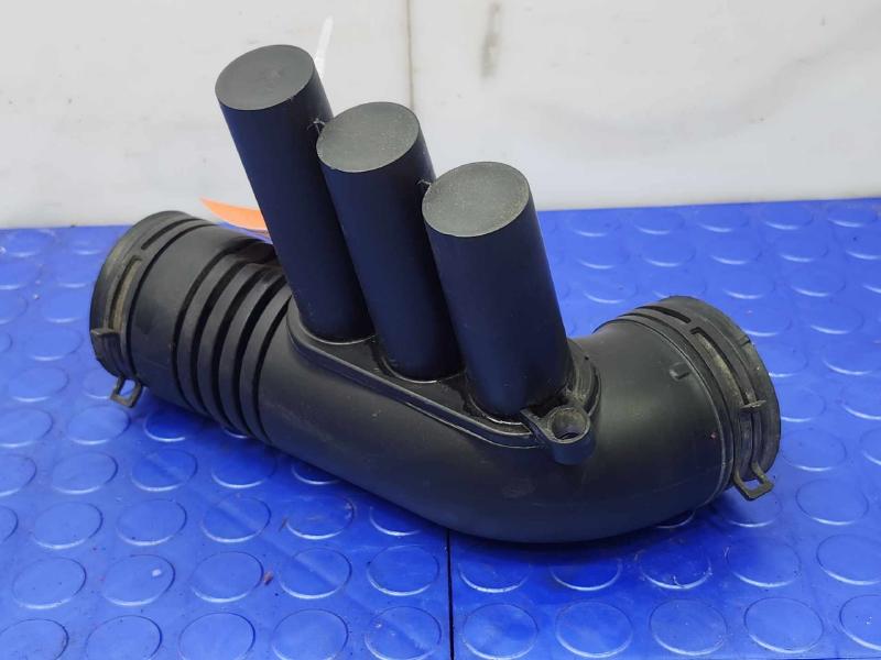2013 Volkswagen Jetta Air Intake Tube/Resonator