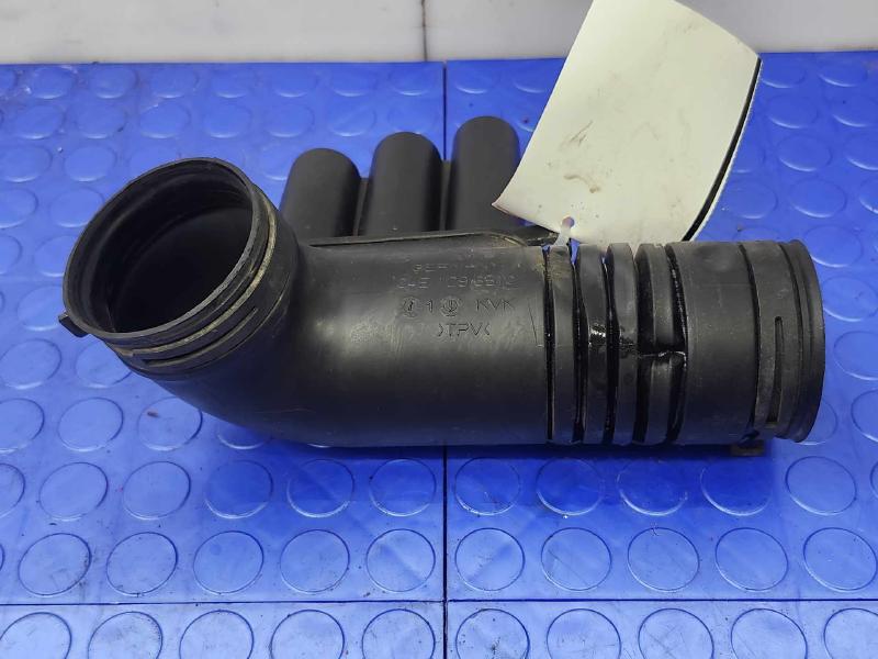 2013 Volkswagen Jetta Air Intake Tube/Resonator