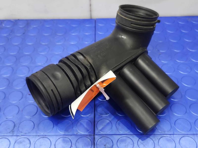 2013 Volkswagen Jetta Air Intake Tube/Resonator