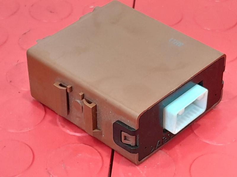 2005-2006 Toyota Tundra Tire Pressure Monitor Control Module OEM 8976934010