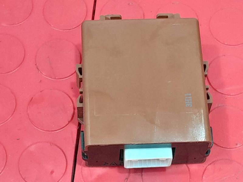 2005-2006 Toyota Tundra Tire Pressure Monitor Control Module OEM 8976934010