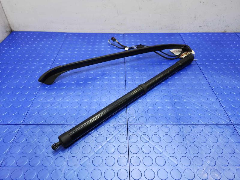 2011 Volkswagen Touareg Tailgate Lift Motor