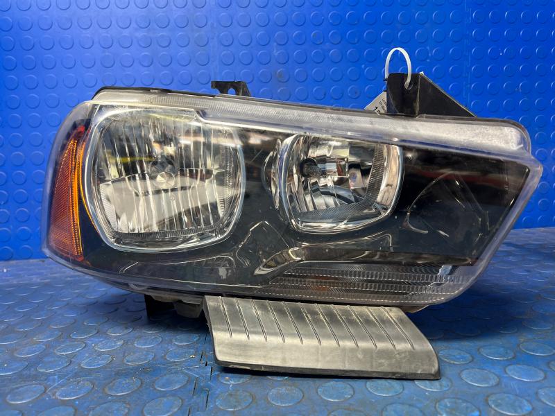 2012 Dodge Charger Headlamp Assembly