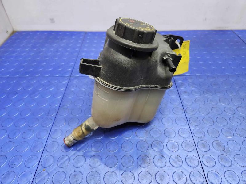 2013 Ford Taurus Coolant Recovery Bottle