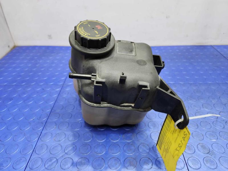 2013 Ford Taurus Coolant Recovery Bottle