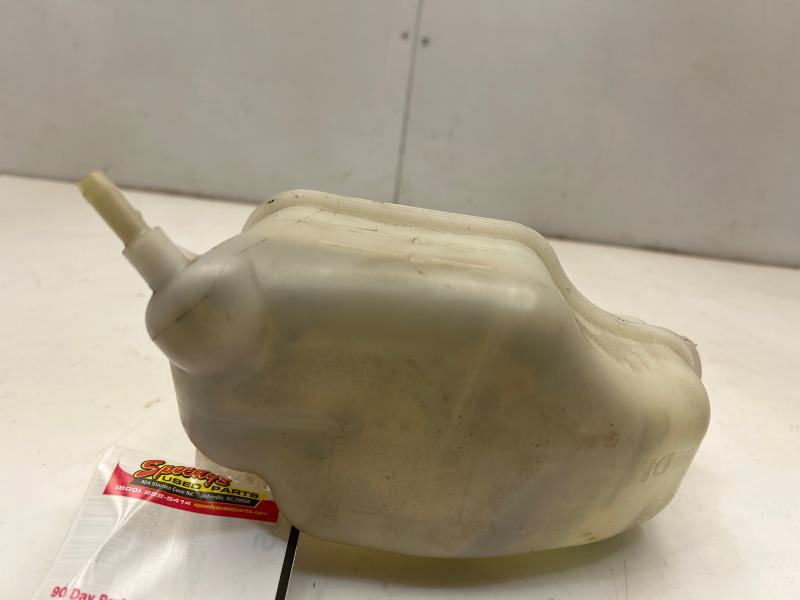 2014 - 2020 Kia Sorento Coolant Overflow Reservoir Expansion Tank OEM 254302W000