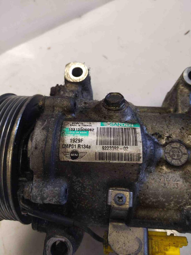 2010 - 2013 Mini Cooper AC Compressor Genuine OEM 64522758433