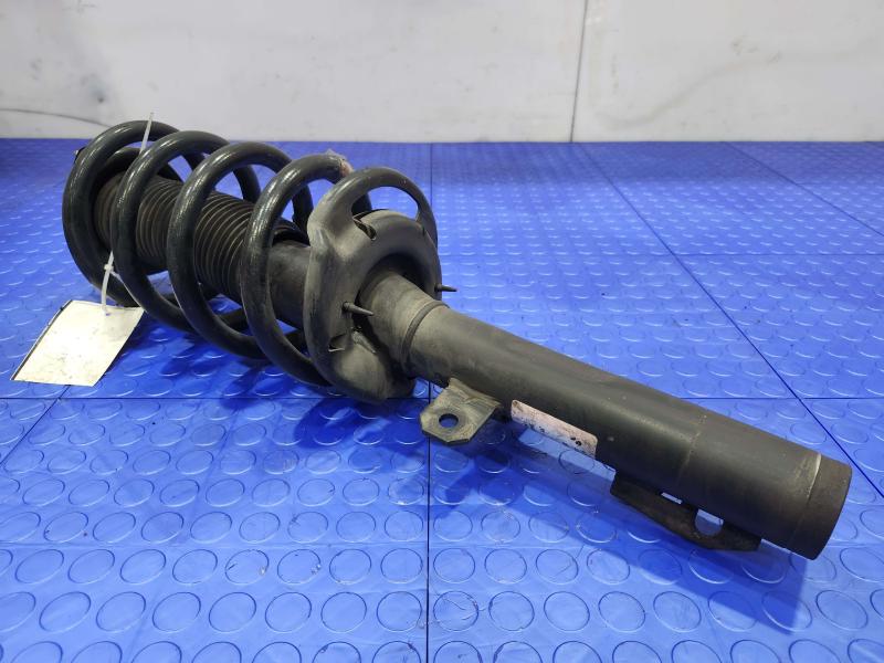 2016 Ford Transit 150 Strut Assembly